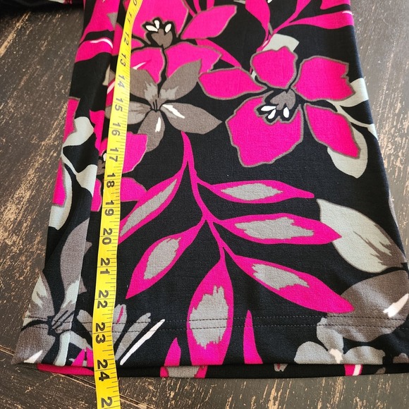 Chico's Travelers Pants Women's 1 M 8 Cropped Hibiscus Berry Knit Wide Leg NWT - Picture 8 of 12